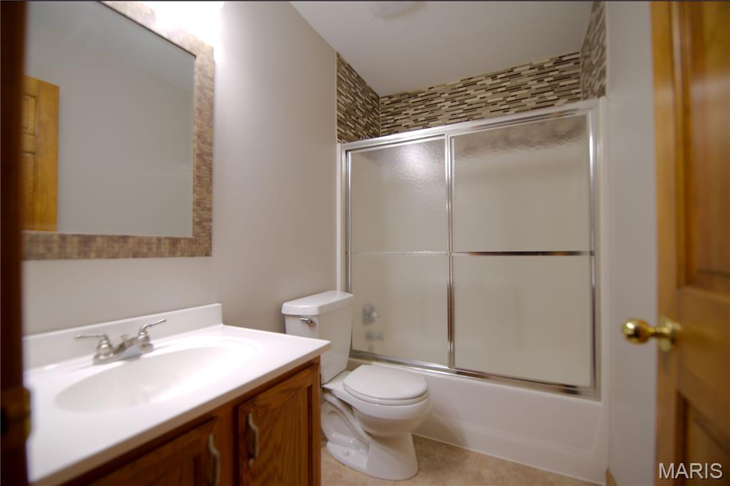 Crown Pointe Bldg 26 - Residential