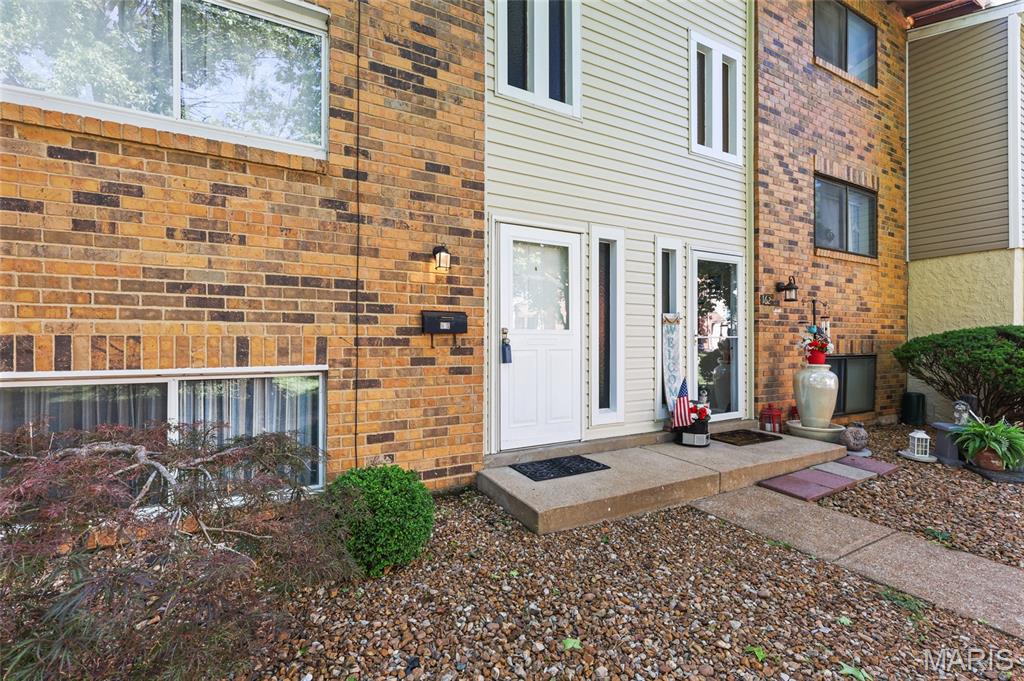 Kiefer Creek Condo - Residential