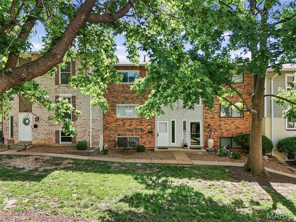 Kiefer Creek Condo - Residential