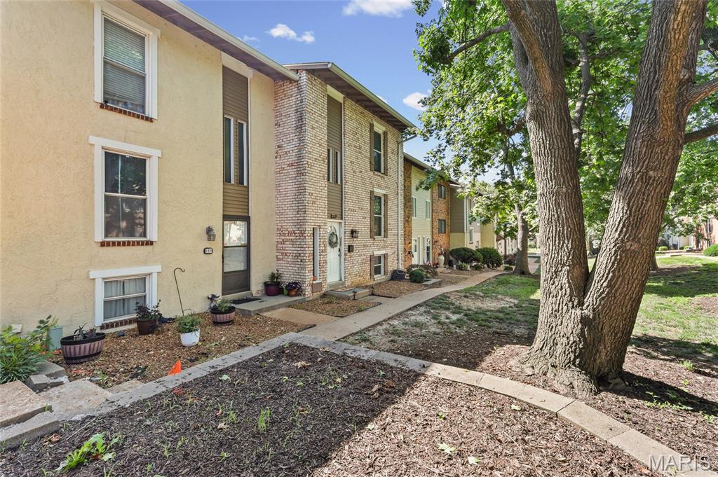 Kiefer Creek Condo - Residential
