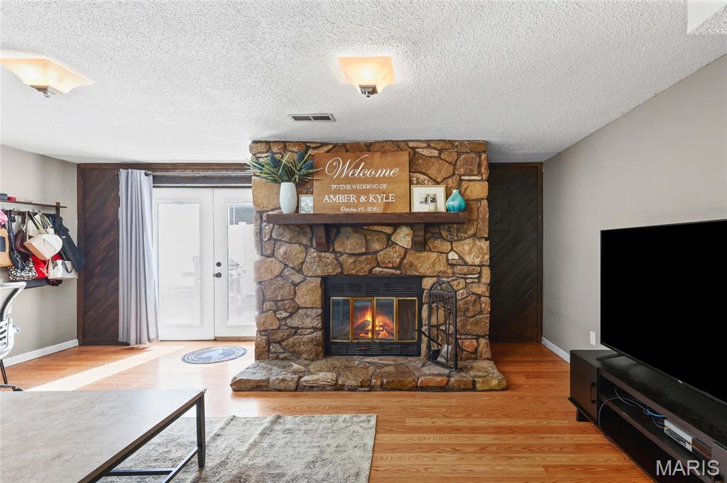 Kiefer Creek Condo - Residential