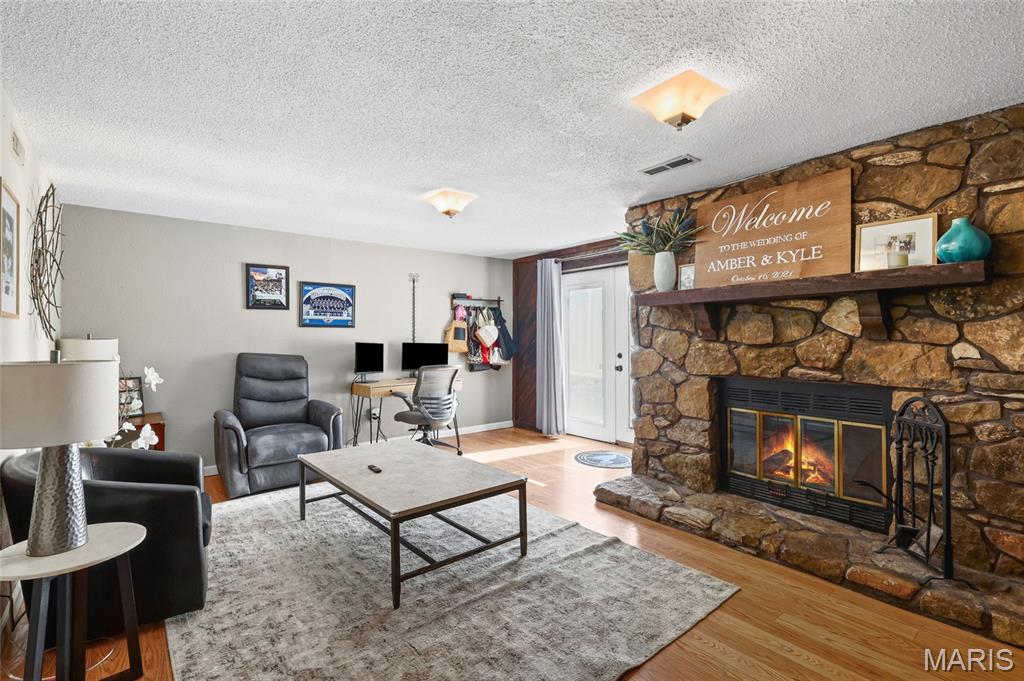 Kiefer Creek Condo - Residential