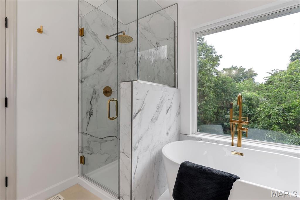 Woodrun Court Add One - Residential