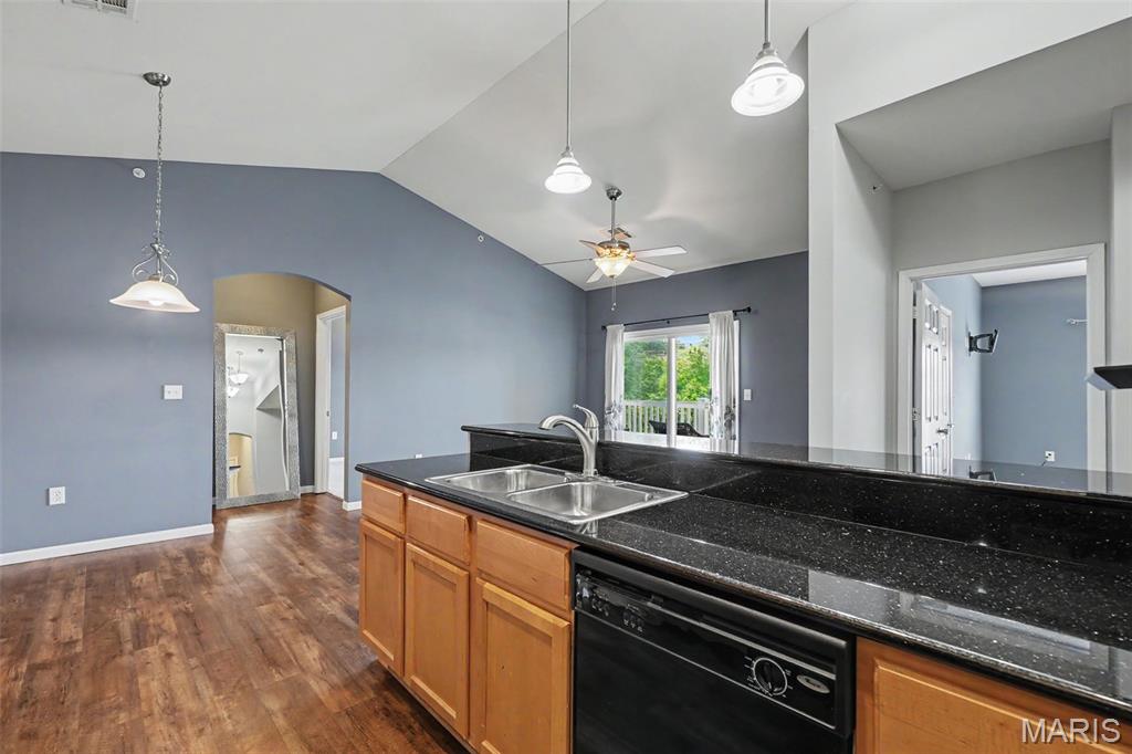 Bridgewater Cove A Condo Ph One - Residential