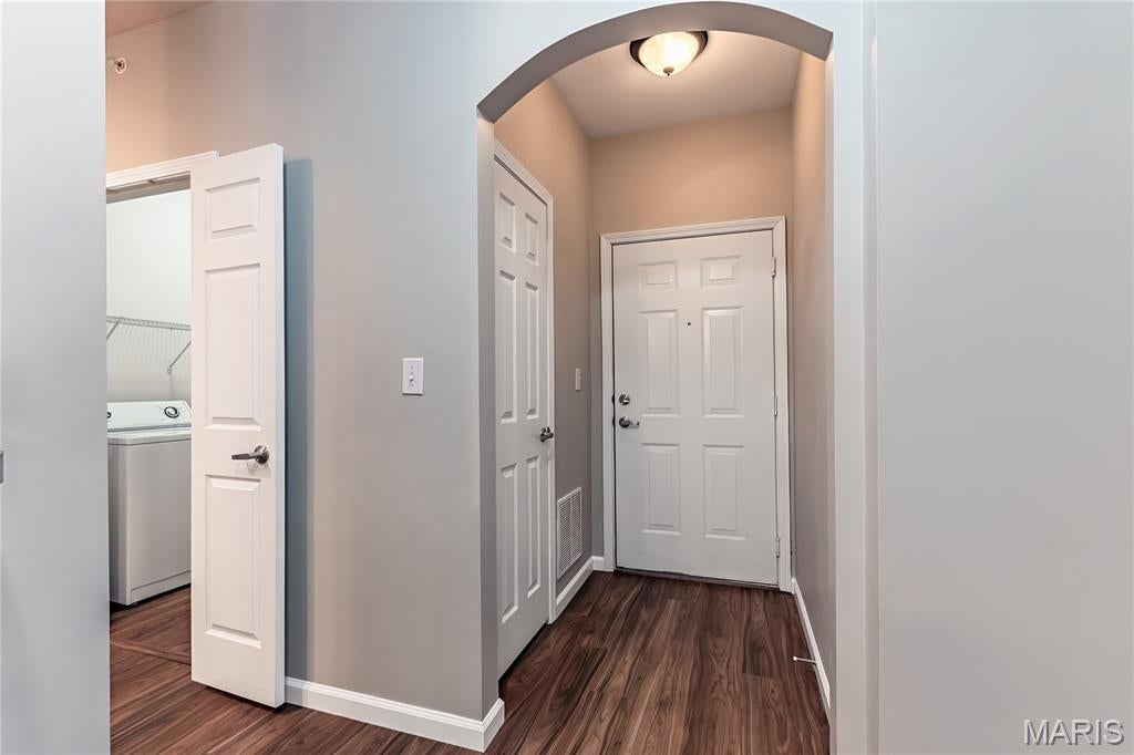 Bridgewater Cove A Condo 8th - Residential