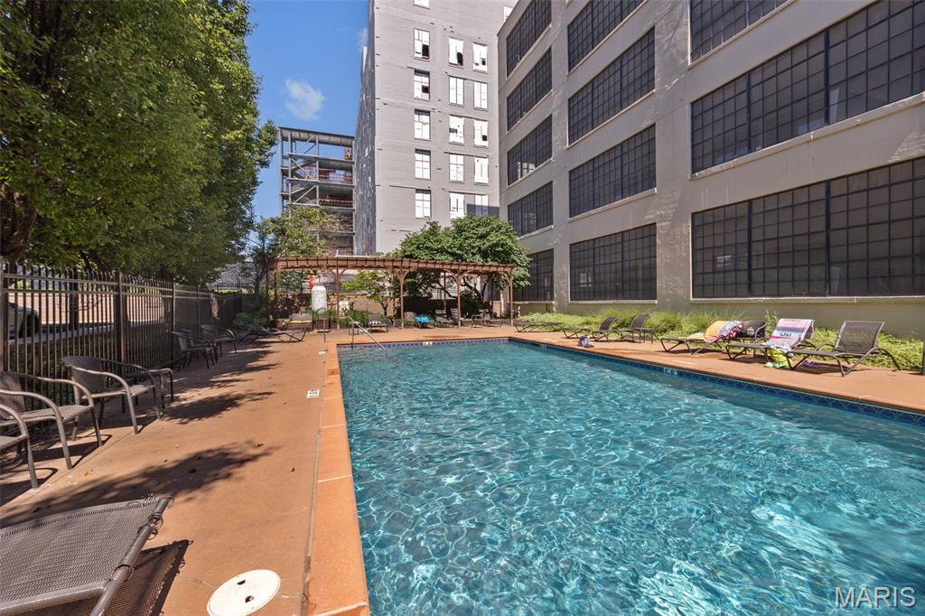 First Amendment/West End Lofts - Residential