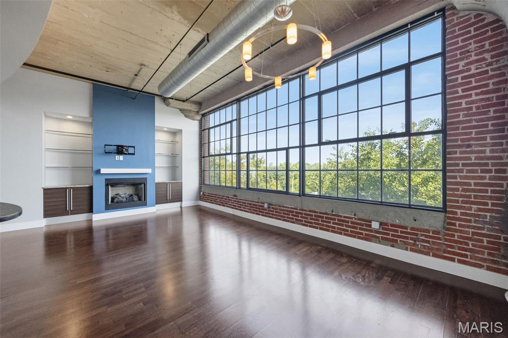 First Amendment/West End Lofts - Residential