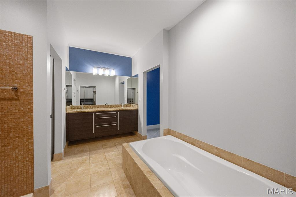 First Amendment/West End Lofts - Residential