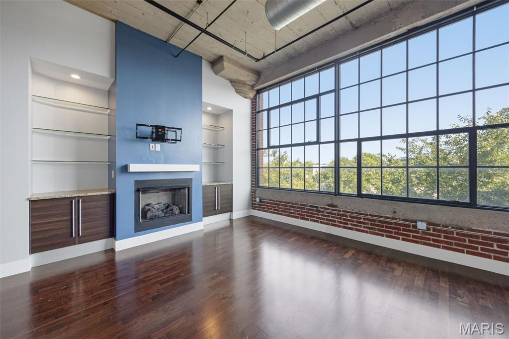 First Amendment/West End Lofts - Residential