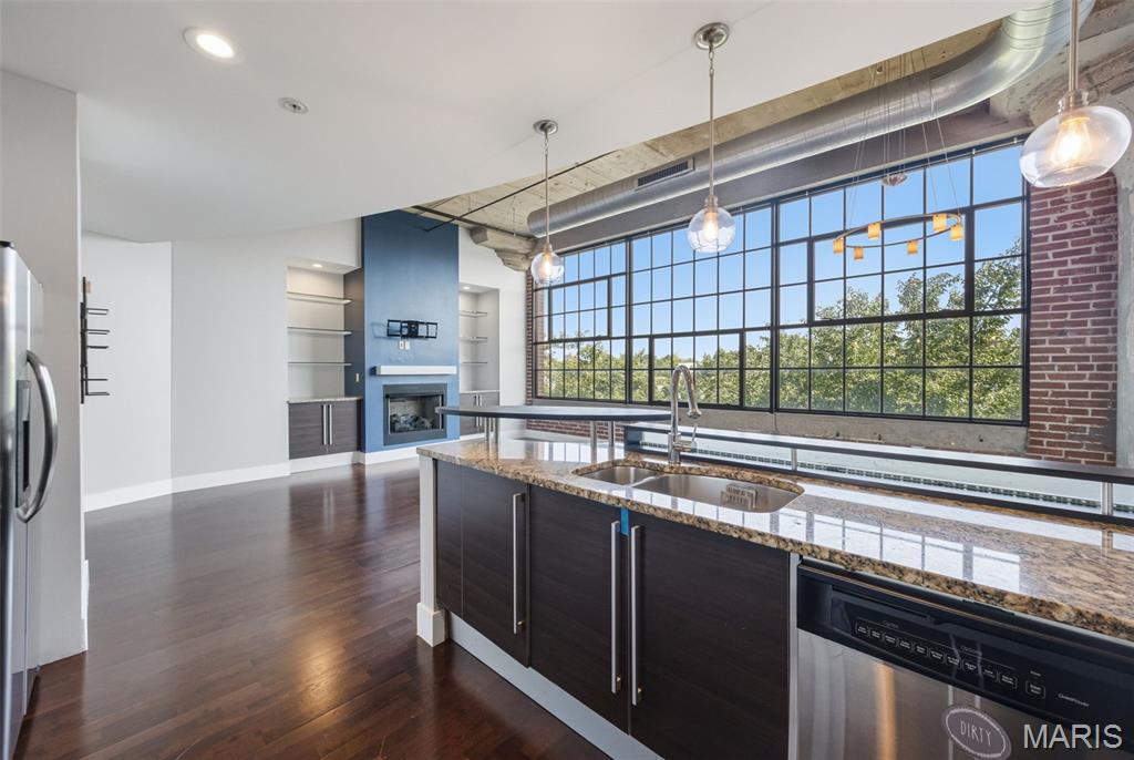 First Amendment/West End Lofts - Residential