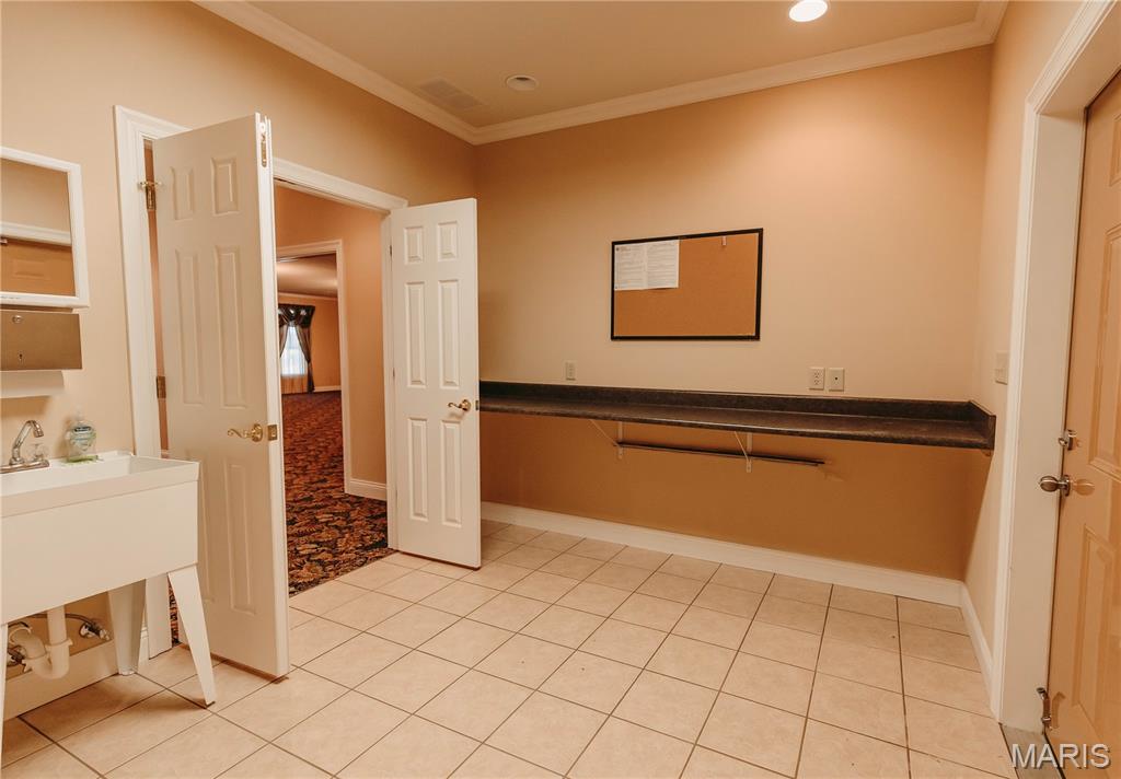 Murphys addition - Commercial Sale