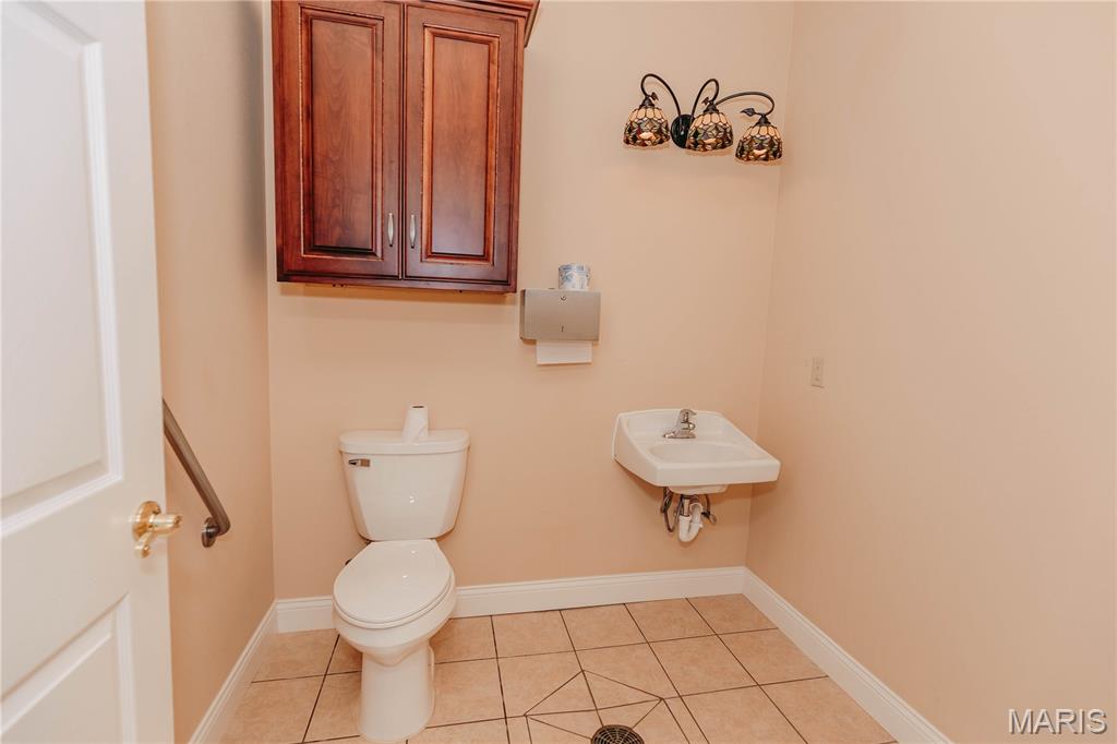 Murphys addition - Commercial Sale