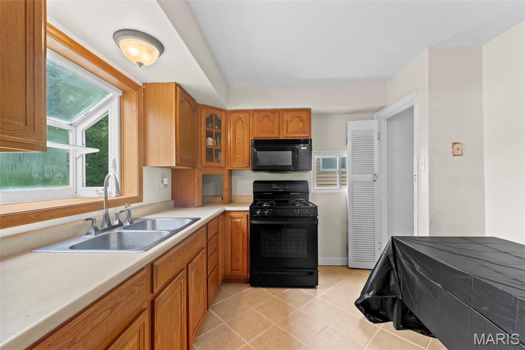 San Fernando Hills 5 - Residential