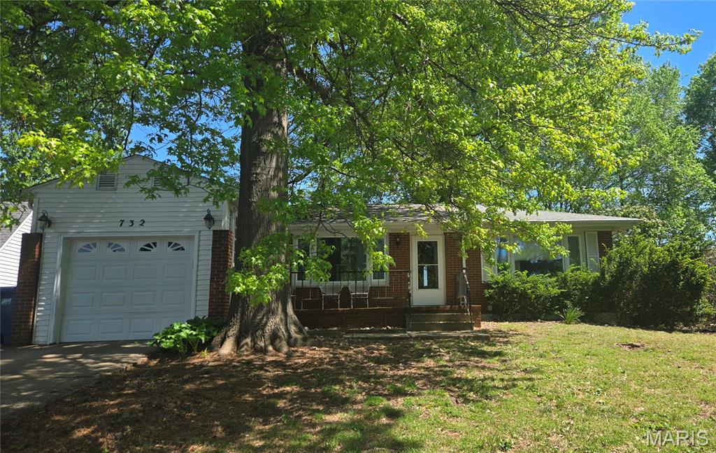 This charming home offers the perfect blend of cozy comfort and scenic tranquility, making it ideal for first-time buyers or those looking to downsize and simplify their lifestyle.  Home offers two bedrooms and one bath with a layout designed for easy, efficient living.  Partially finished basement with family room/bar area and extra room that could be used as an office.  The back yard view is where the property truly shines.  Backing up to Glik Park, offers a stunning, unobstructed view of the pond.  Contact your favorite agent today to schedule a showing.