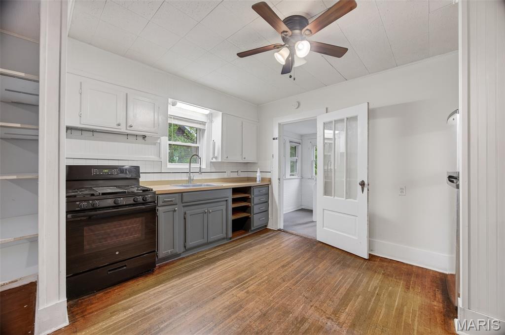 WOODLAWN - Residential
