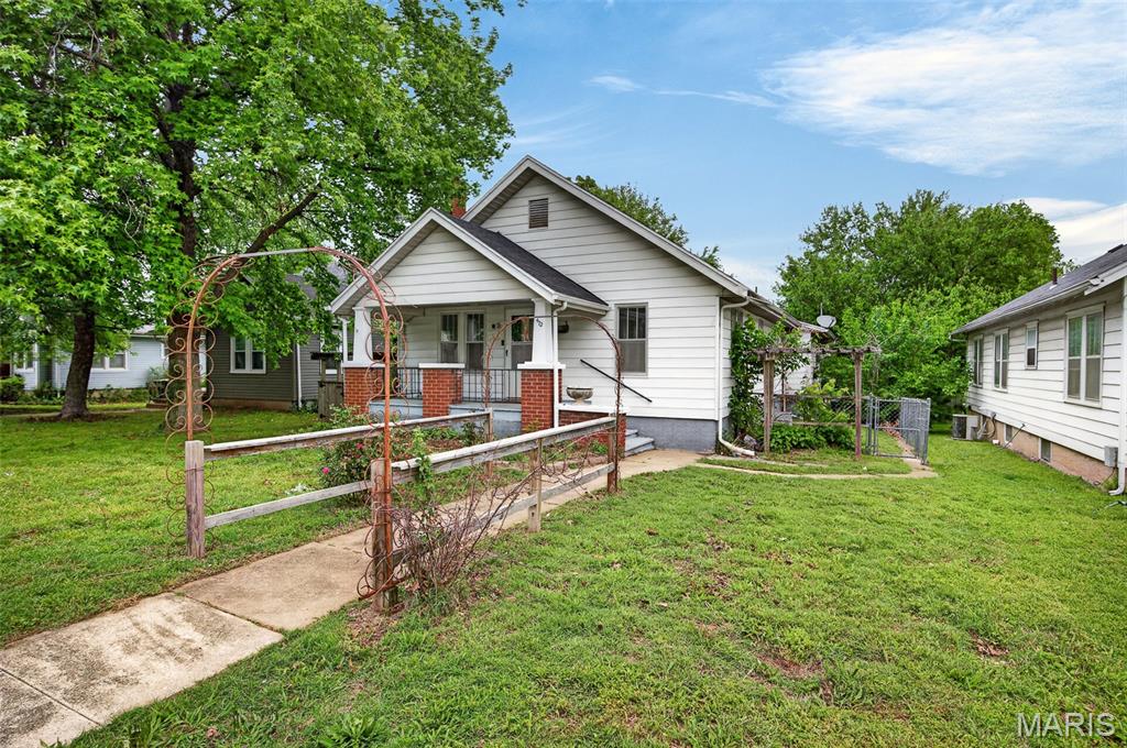 WOODLAWN - Residential