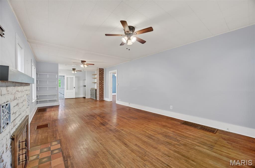 WOODLAWN - Residential