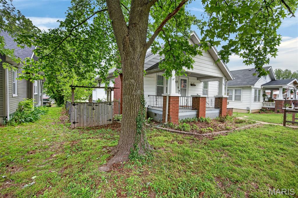 WOODLAWN - Residential