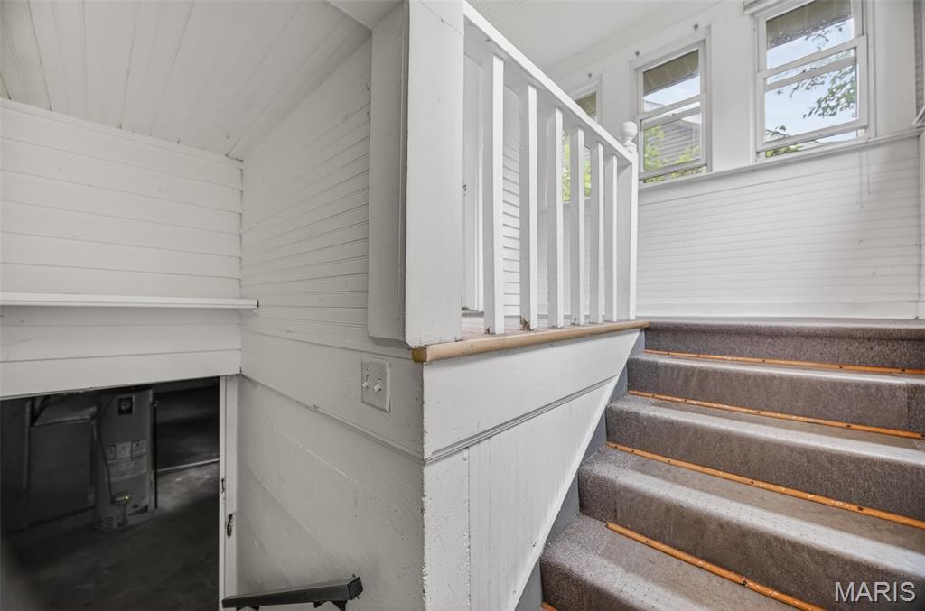 WOODLAWN - Residential
