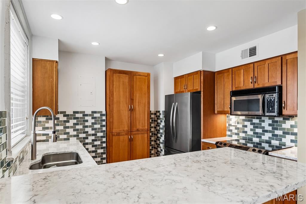 Randolph Condo - Residential