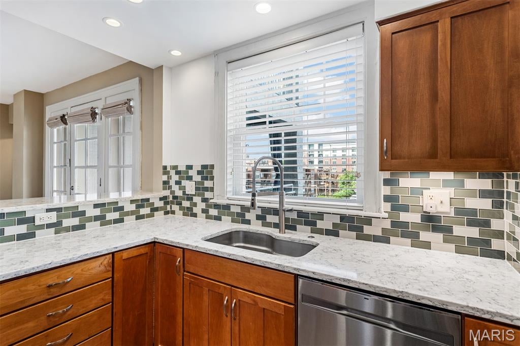Randolph Condo - Residential