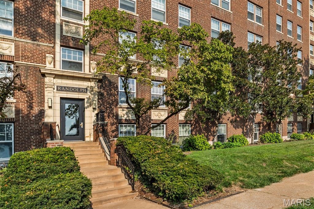 Randolph Condo - Residential