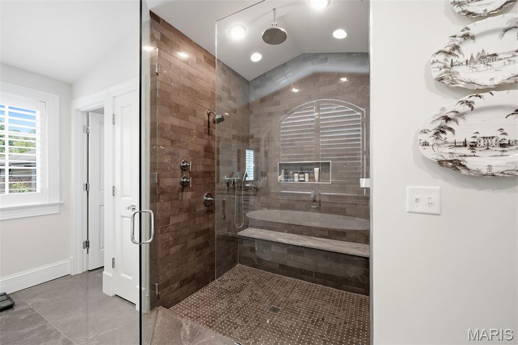 Clayton Gardens 2 - Residential