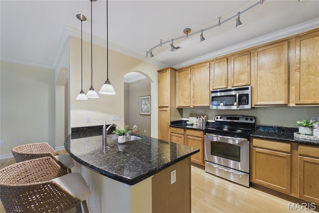 McKnight Crossing At Tilles Park - Residential