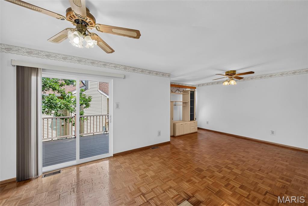 Sandalwood Creek Condo Ph Four- - Residential