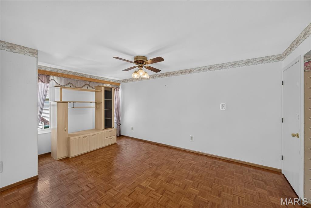 Sandalwood Creek Condo Ph Four- - Residential