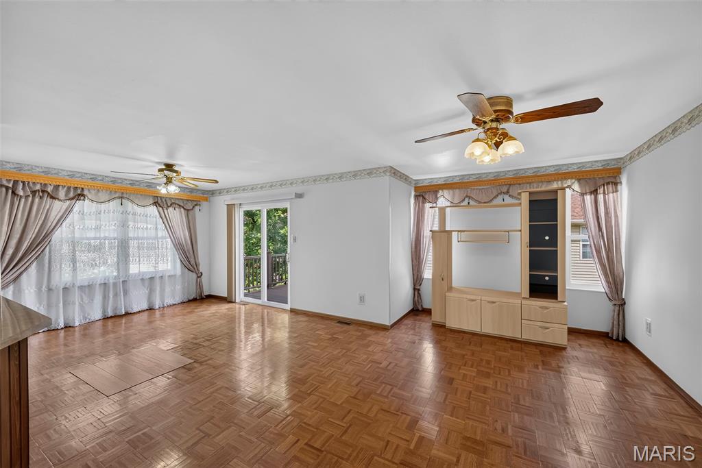 Sandalwood Creek Condo Ph Four- - Residential