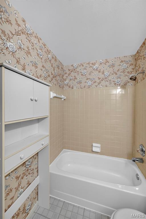 Sandalwood Creek Condo Ph Four- - Residential