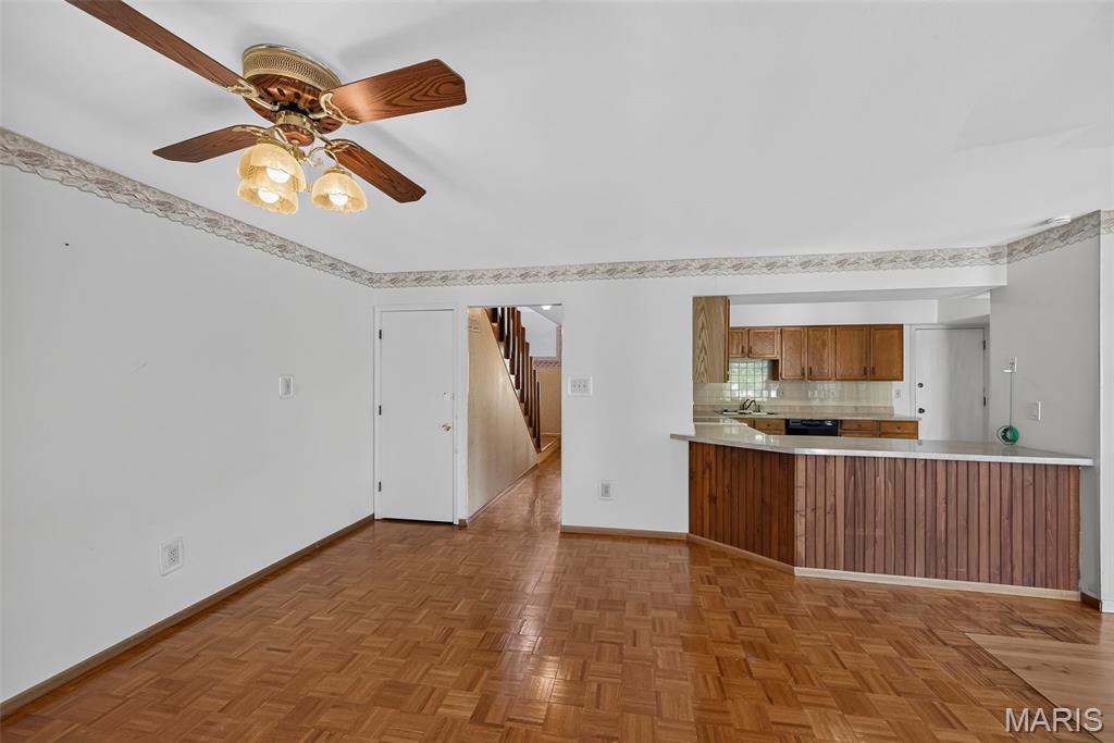 Sandalwood Creek Condo Ph Four- - Residential