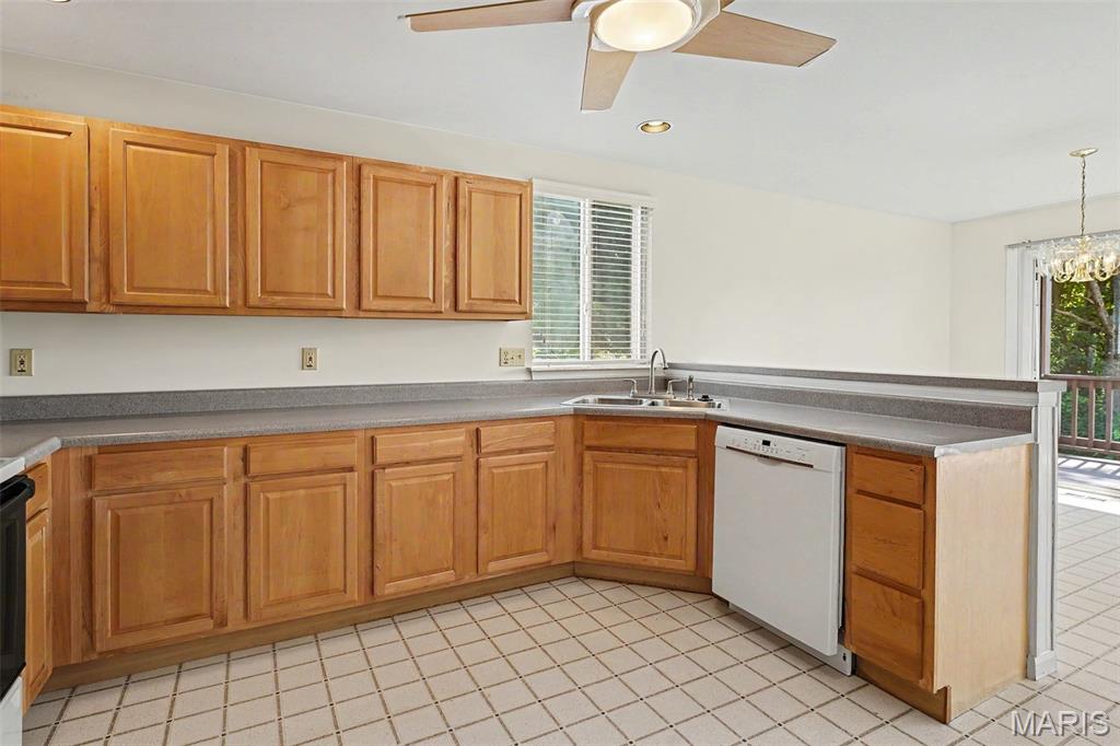 Southern Manor Lt 3 Resub - Residential
