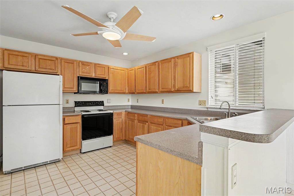 Southern Manor Lt 3 Resub - Residential