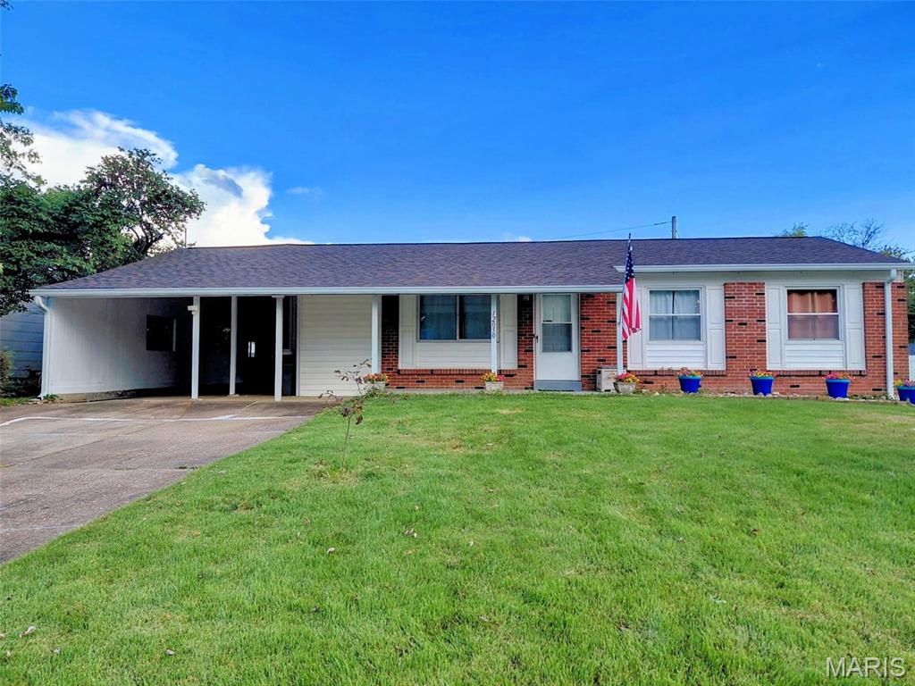 Colonial Manor 4 - Residential