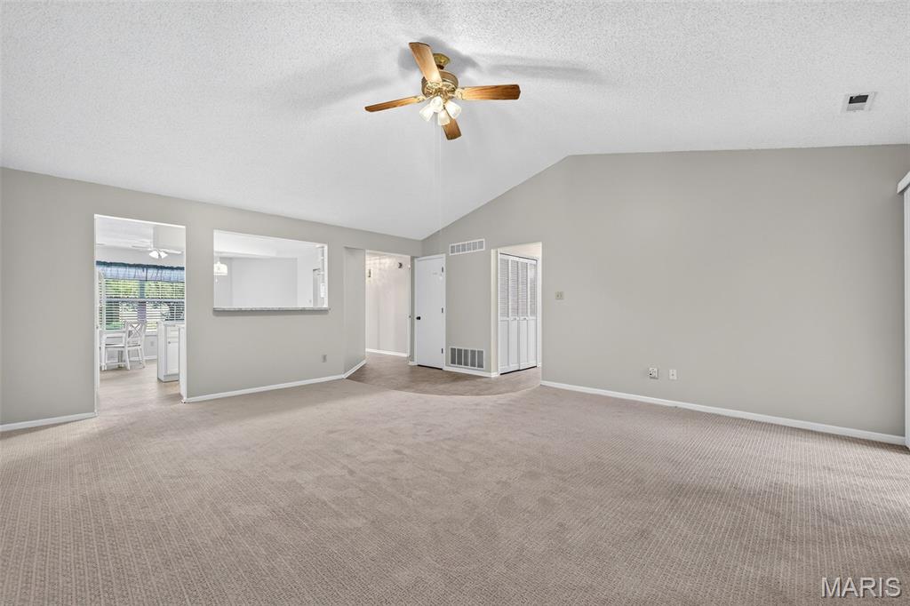 Meadow Ridge Villas #19 - Residential