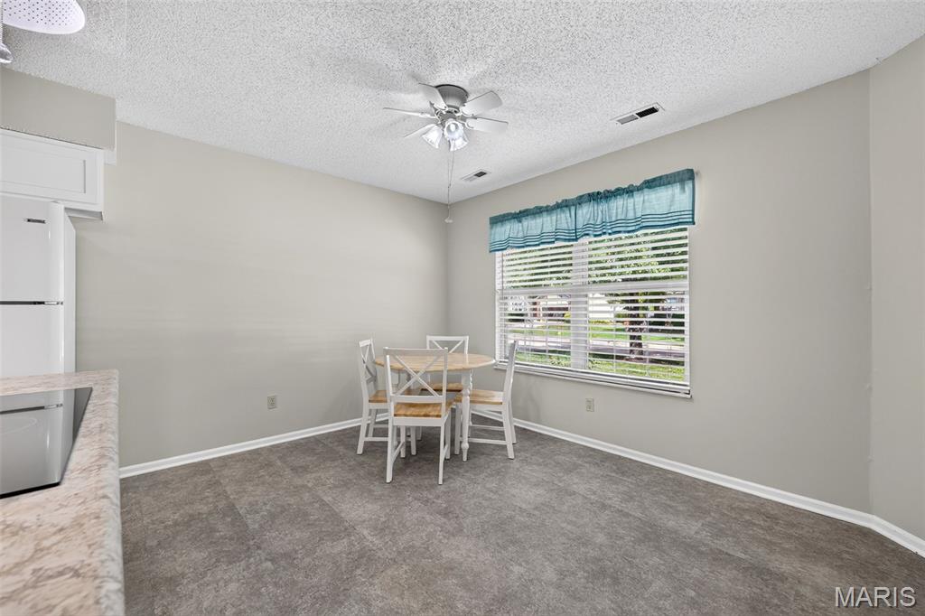 Meadow Ridge Villas #19 - Residential
