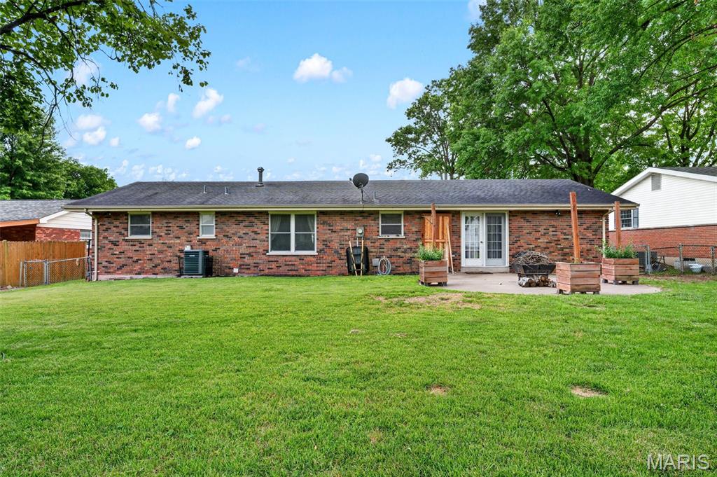 Elmwood Manor #6 - Residential