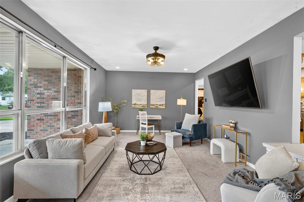 Elmwood Manor #6 - Residential