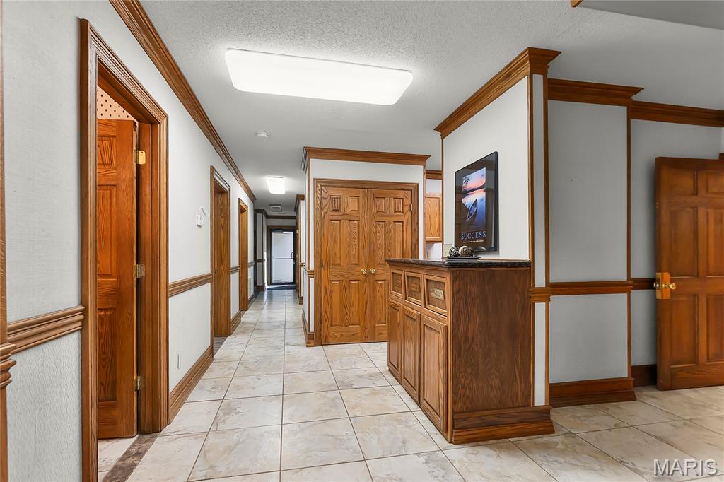 n/a - Commercial Sale
