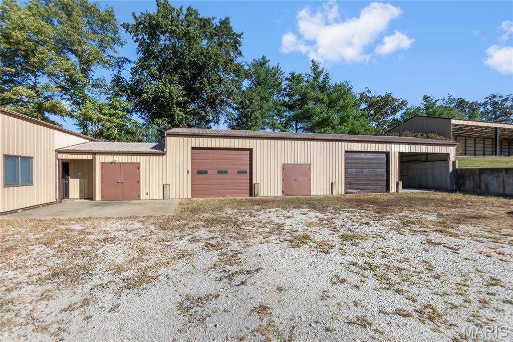 n/a - Commercial Sale