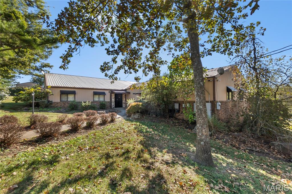 n/a - Commercial Sale