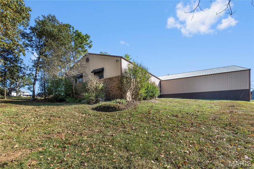 n/a - Commercial Sale