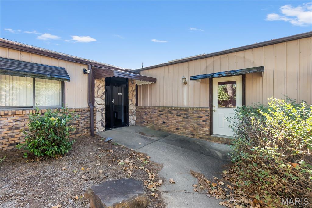 n/a - Commercial Sale