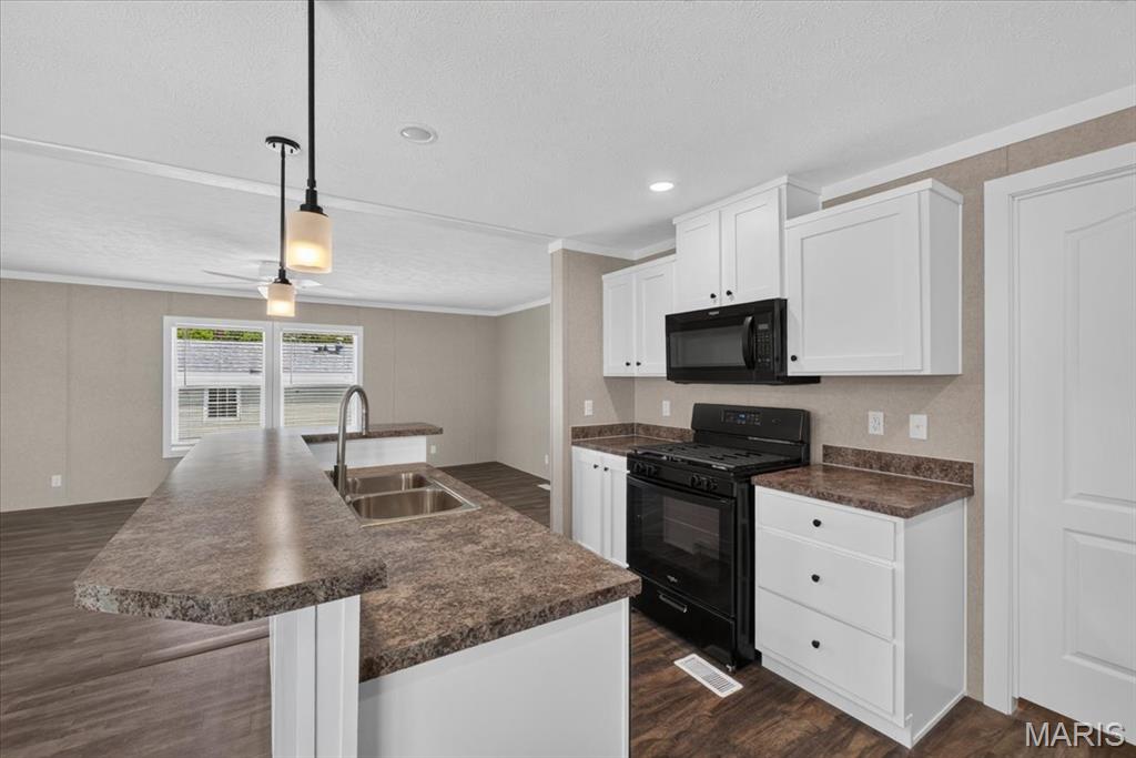 Woodlawn Trails Mobile Home Park - Residential