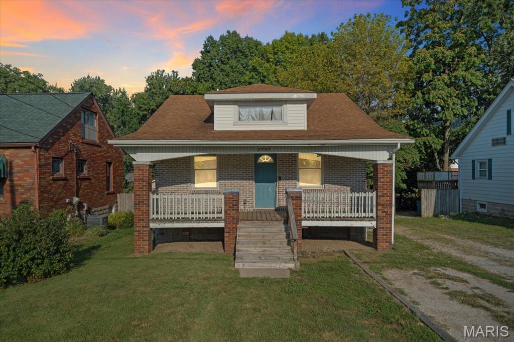 ?Imagine weekend barbecues in a private, landscaped yard with a pool and cozy evenings on the deck in this beautiful ranch home. Thoughtfully remodeled finishes blend classic charm with modern convenience.