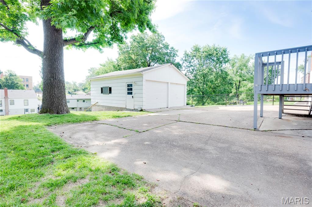 Iveland - Residential Lease
