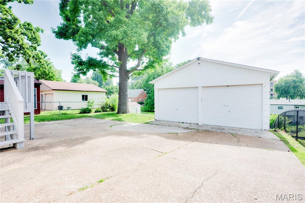 Iveland - Residential Lease