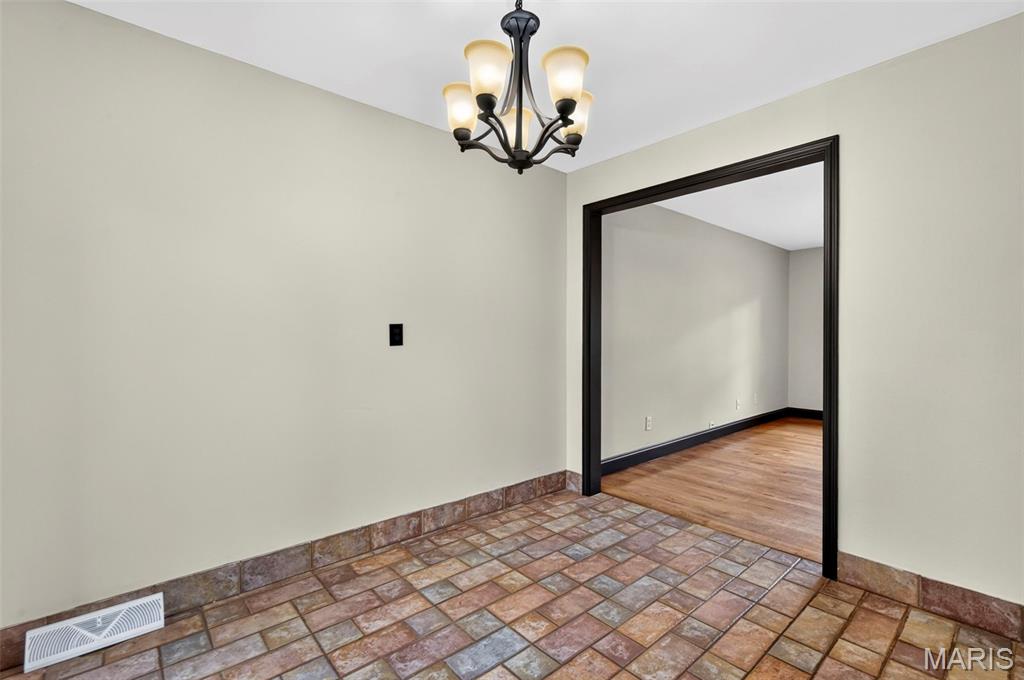 Westwood Ac #4 - Residential